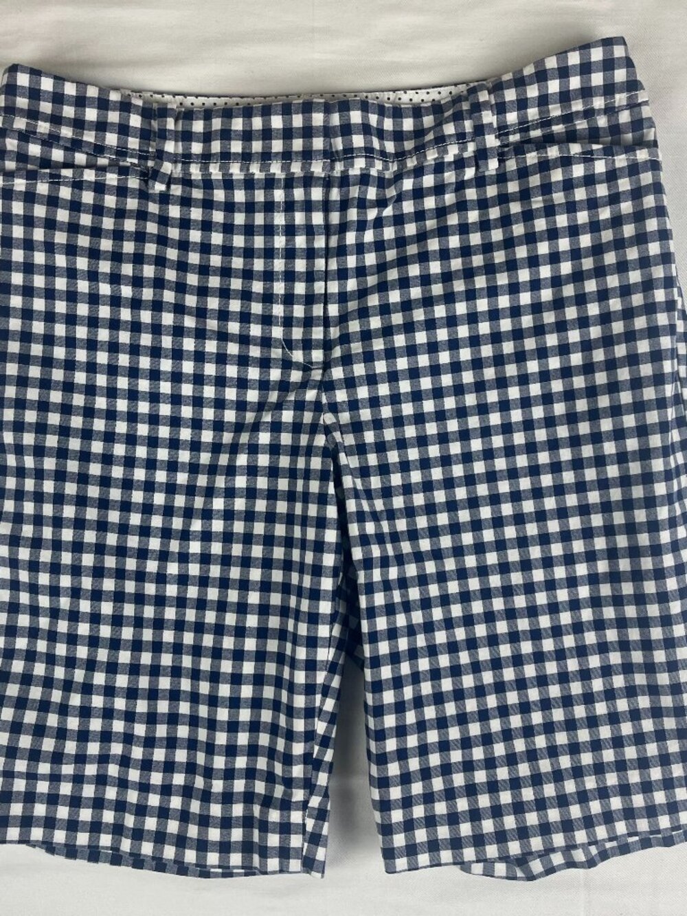 Talbots Bermuda Shorts Petite Size 8P Navy Blue and White, Checkered